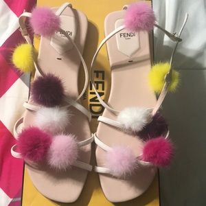 Fendi flats Pon pon